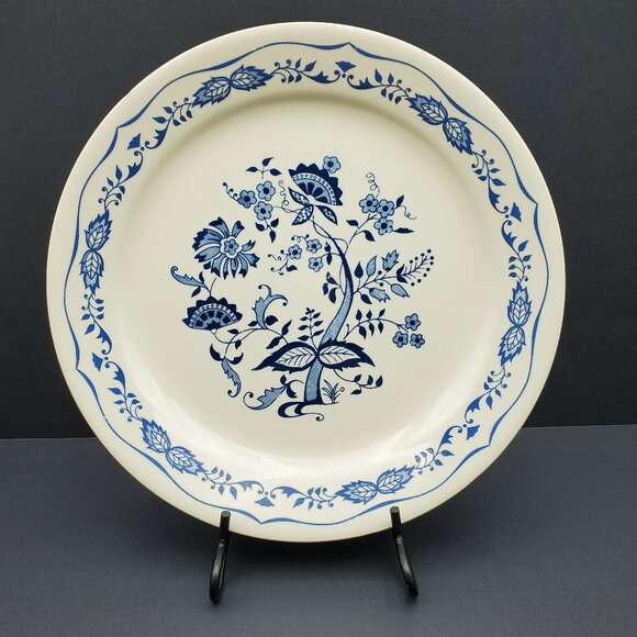 Corelle Blue Floral Dinner Plates Corning Danube Blue Onion Rimmed Plates - Picture 2 of 6